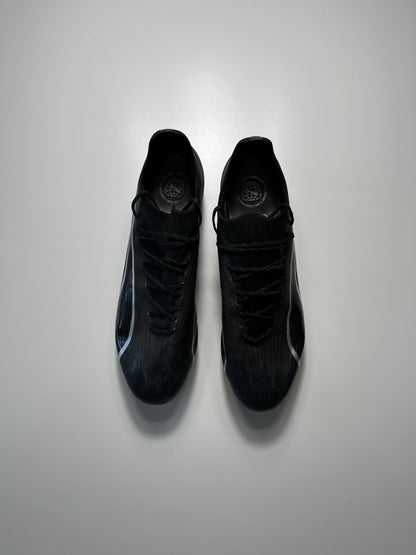 Puma Ultra Ultimate Black, SG, UK 11.5