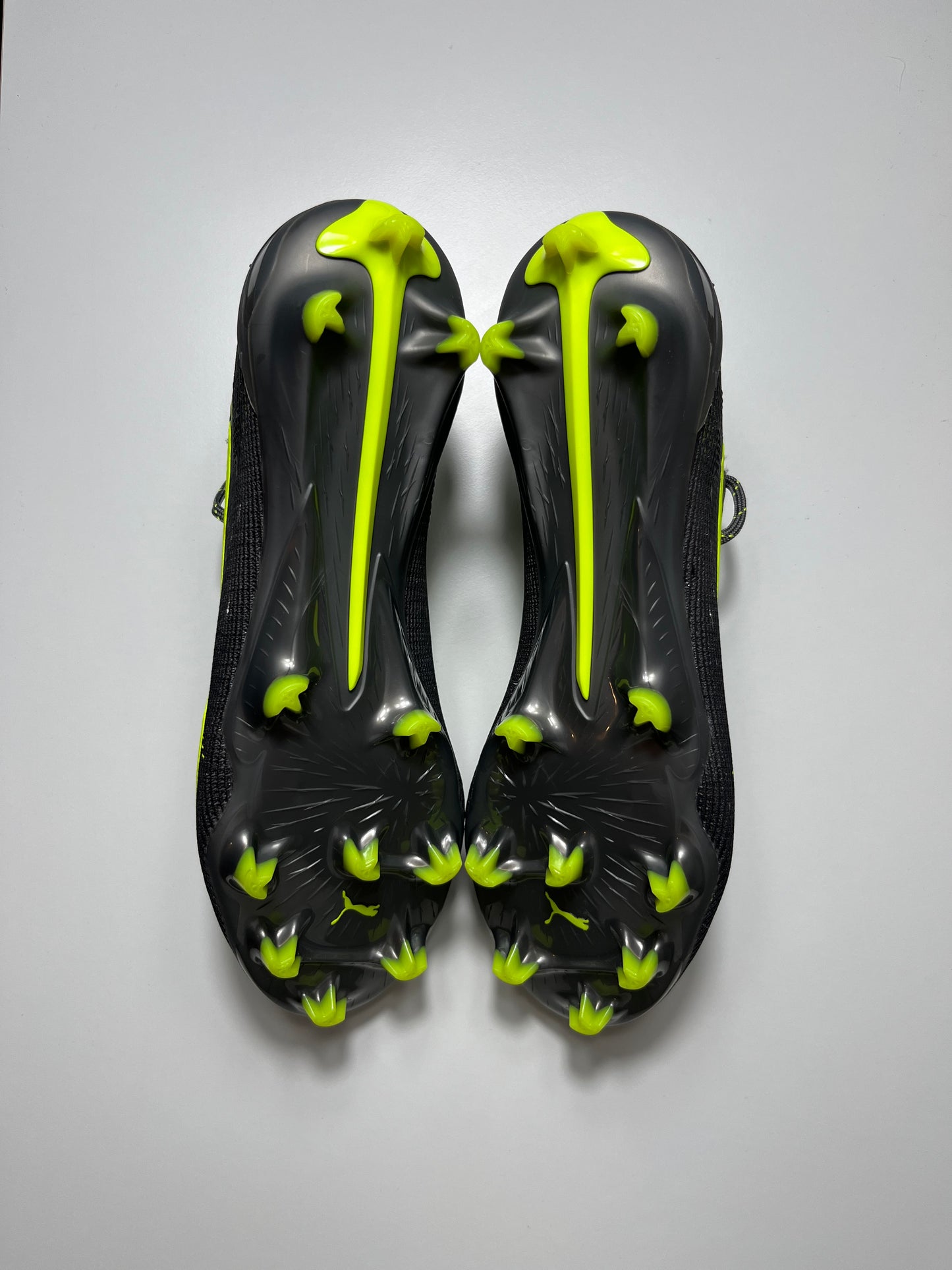Puma Ultra Ultimate FG UK 7 US 8 EU 40.5 Brand new with box
