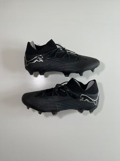 Puma Future 7 Black silver FG UK 9.5 new boxed