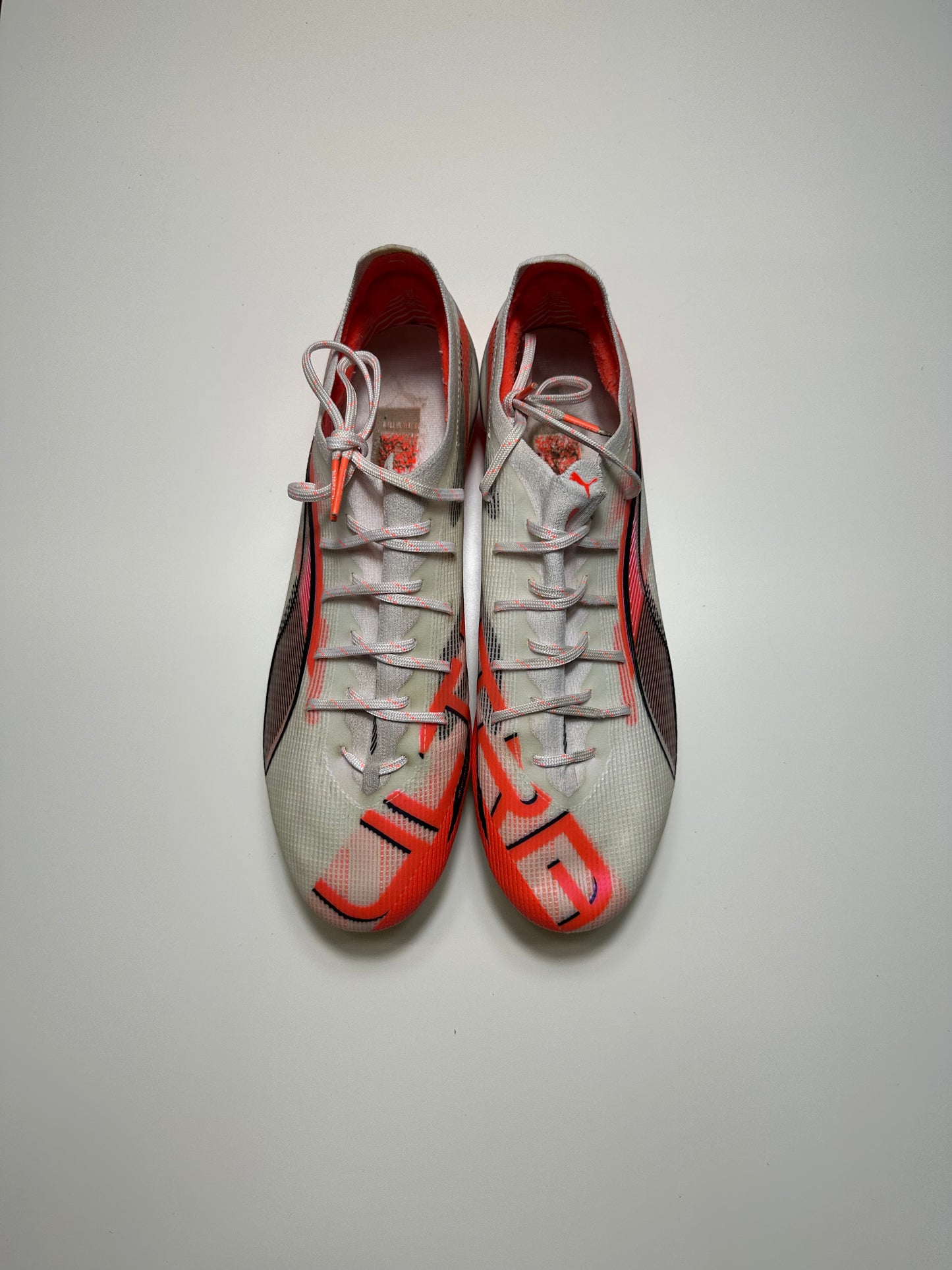Puma ultra ultimate SG red and white UK10