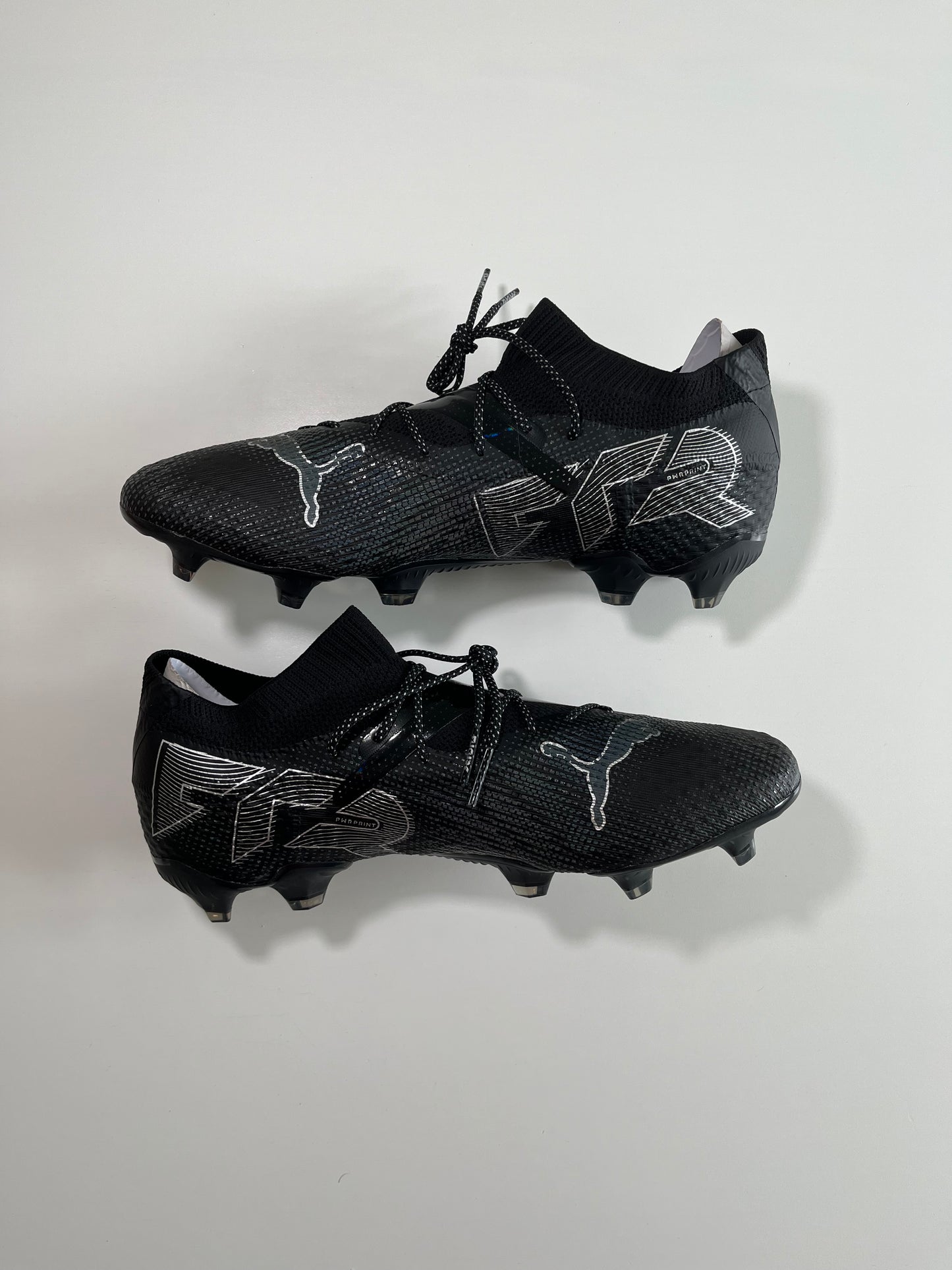 Puma Future 7 Black silver FG UK 9.5 new boxed