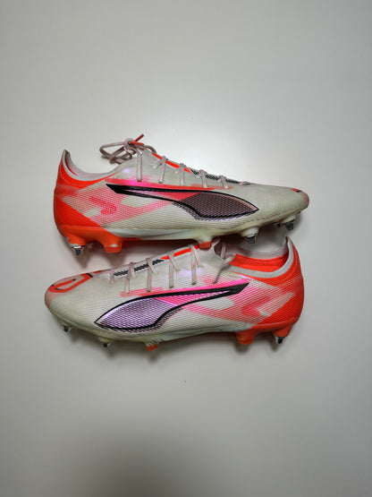 Puma ultra ultimate SG red and white UK10
